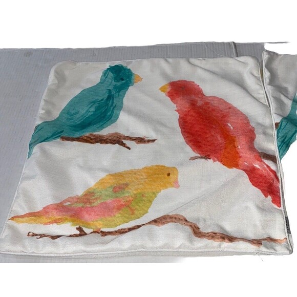 Lot Of 2 - Beautiful Bird Throw Pillow Covers Thro By Marlo Lorenz 19” By 19” - Picture 1 of 6